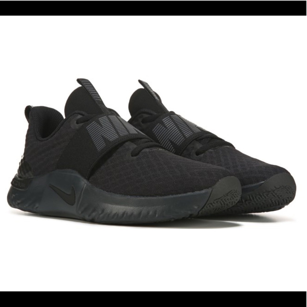 BNIB NIKE Women's In Season 9 Training Shoe